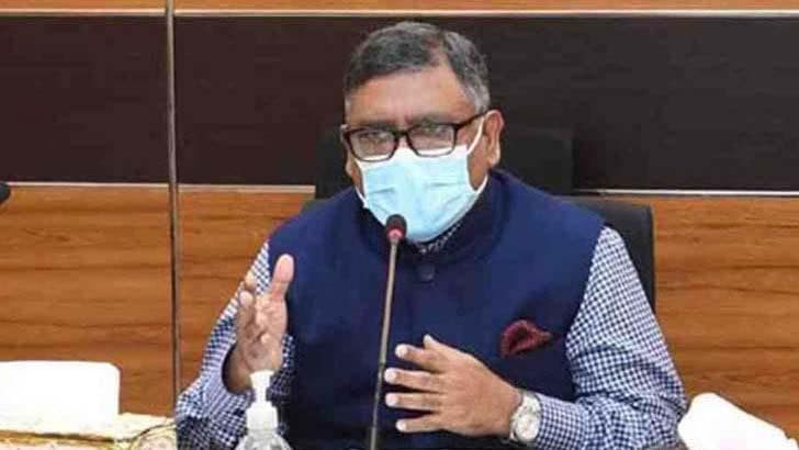 করোনার টিকা গ্রহণের বয়সসীমা ১৮ করা হচ্ছে: স্বাস্থ্যমন্ত্রী