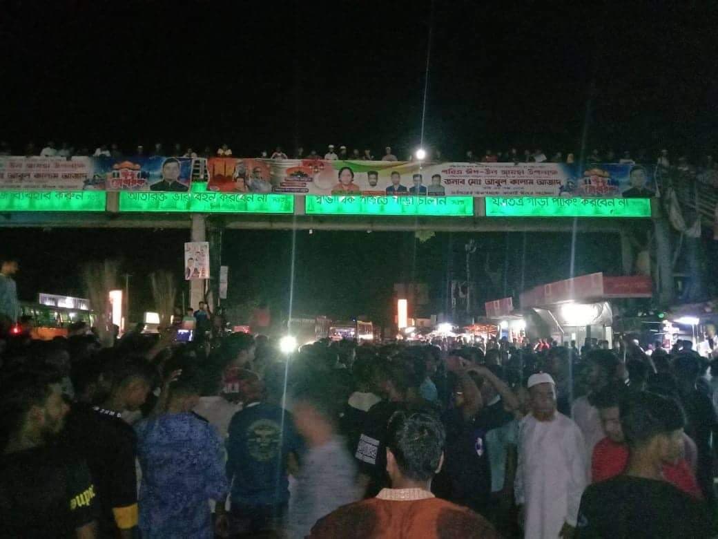 জাতীয় সংসদের মেম্বারস ক্লাবে এমপি ও চেয়ারম্যানের মারামারি