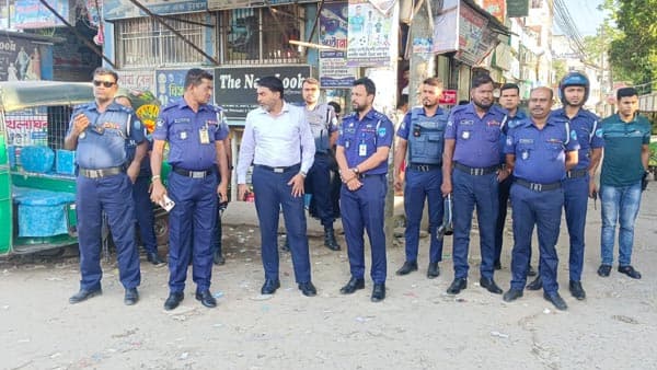 সরাইলে সতর্কাবস্থায় পুলিশ, টহল জোরদার