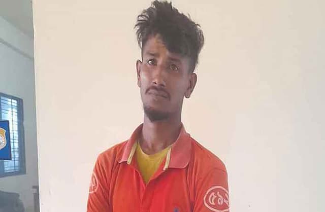 সমুদ্রসৈকতে ছবি তোলার ফাঁদে পর্যটক, আটক ফটোগ্রাফার