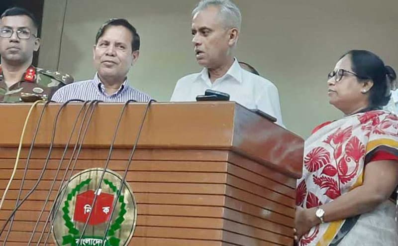 ঢাকা-১৭ উপনির্বাচন: ভোট পড়েছে ১৩ শতাংশ : ইসি