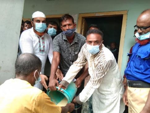 আশাশুনির কুল্যায় ভিজিএফ’র চাউল বিতরণ উদ্বোধন