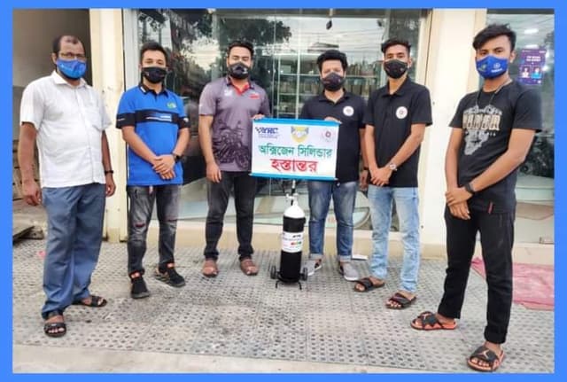 উৎস কে অক্সিজেন সিলিন্ডার দিলেন ইয়ামাহা রাইডার্স ক্লাব ফরিদপুর