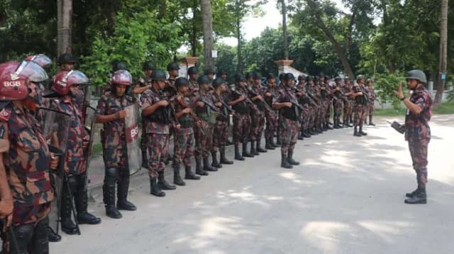 ঢাকাসহ সারাদেশে ২২৯ প্লাটুন বিজিবি মোতায়েন