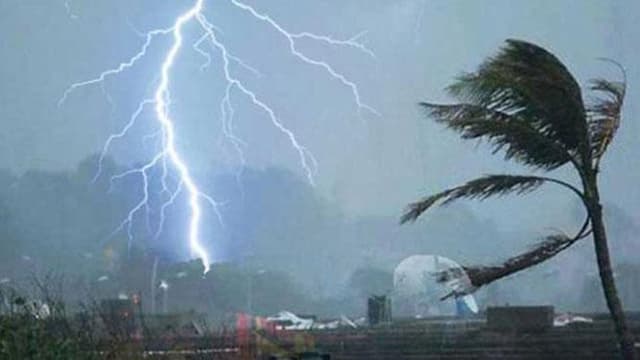 নওগাঁয় বজ্রপাতে তিনজনের মৃত্যু