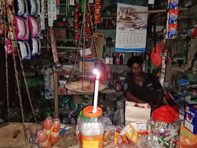 লোডশেডিং: বিদ্যুৎ অপচয় রোধে মনিটরিং ব্যবস্থার আহ্বান জনগণের