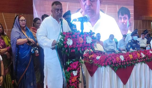 বিদ্যুৎ-সংকটে ভয়ের কারণ নেই : স্বরাষ্ট্রমন্ত্রী