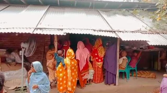 ঠাকুরগাঁওয়ে ব্যবসায়ীকে কুপিয়ে হত্যা