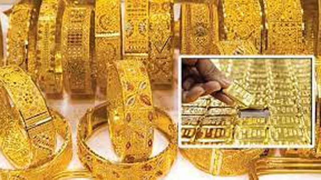 দেশের বাজারে স্বর্ণের ভরি লাখ টাকা ছাড়াল
