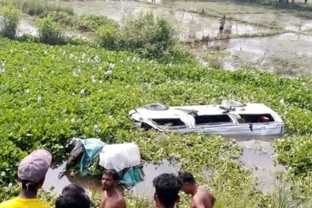 প্রাইভেটকার-অটোরিকশা মুখোমুখি সংঘর্ষ, নিহত ৬