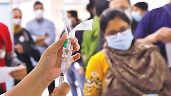 বুস্টার ডোজ পেলেন আরও ৮ লাখ মানুষ