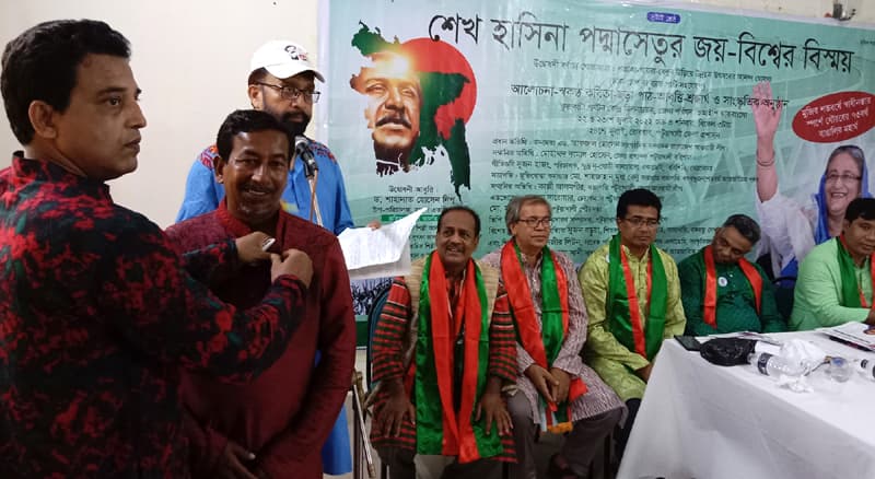 কুয়াকাটায় পদ্মাসেতু জয়ের উৎসব কবি সাহিত্যিকদের