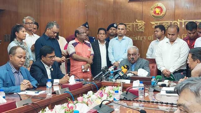 ৩-৪ দিনের মধ্যে সব নিয়ন্ত্রণে চলে আসবে: স্বরাষ্ট্রমন্ত্রী