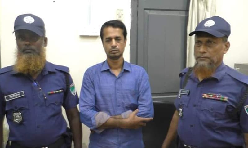 ঝিনাইদহে ভুয়া চিকিৎসকের ২ বছরের কারাদন্ড, হাসপাতাল সীলগালা