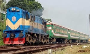 স্বল্প দূরত্বের ট্রেন চলাচলের সিদ্ধান্ত বাতিল