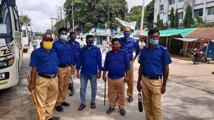 উখিয়ায় লকডাউন অমান্য ৪র্থ দিনে ১৬ জনের জরিমানা