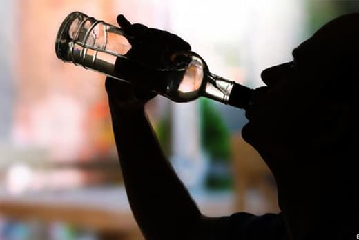 গুজরাটে বিষাক্ত মদপানে ২৬ জনের মৃত্যু