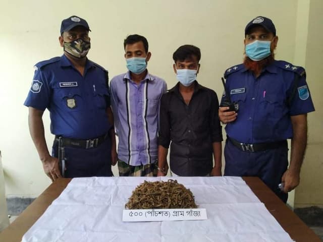 গোয়ালন্দ ৫শ পিস ইয়াবা ও গাঁজাসহ গ্রেপ্তার ৩