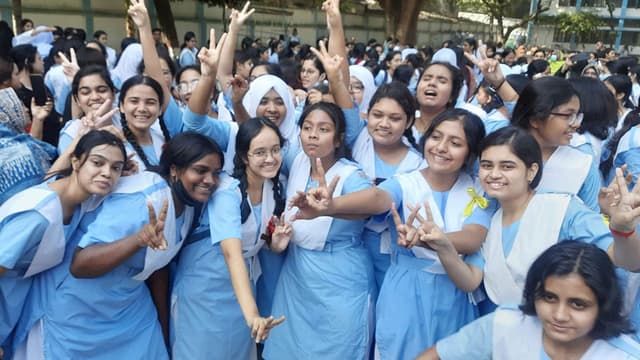 জিপিএ-৫ পেয়েছেন ১ লাখ ৮৩ হাজার শিক্ষার্থী