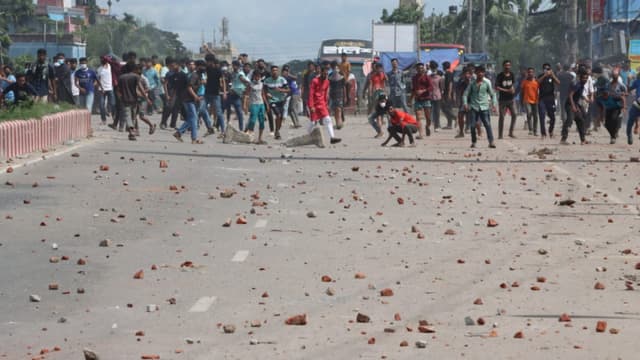 বাংলাদেশে দমন-নিপীড়নের বিরুদ্ধে ব্যবস্থা নেওয়ার আহ্বান