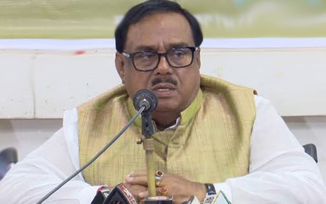 চালের মূল্য স্থিতিশীল রাখতে পদক্ষেপ নেয়া হয়েছে: খাদ্যমন্ত্রী