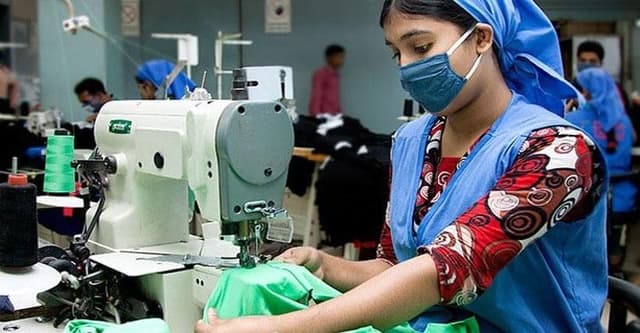 ১ আগস্ট থেকে গার্মেন্টসসহ শিল্প-কারখানা খোলা
