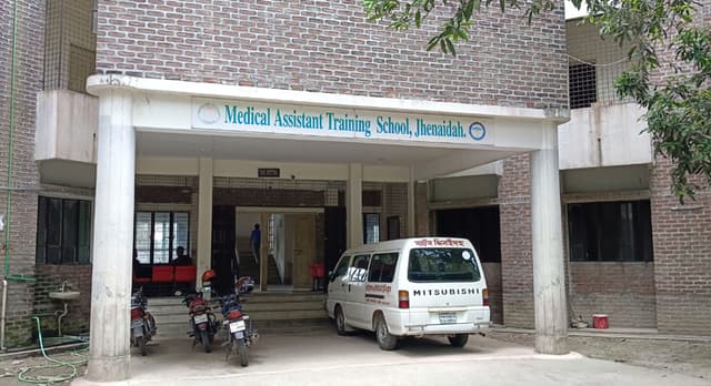 প্রতিষ্ঠার ১৩ বছর পরও জোড়াতালি দিয়ে চলছে ঝিনাইদহ ম্যাট্স