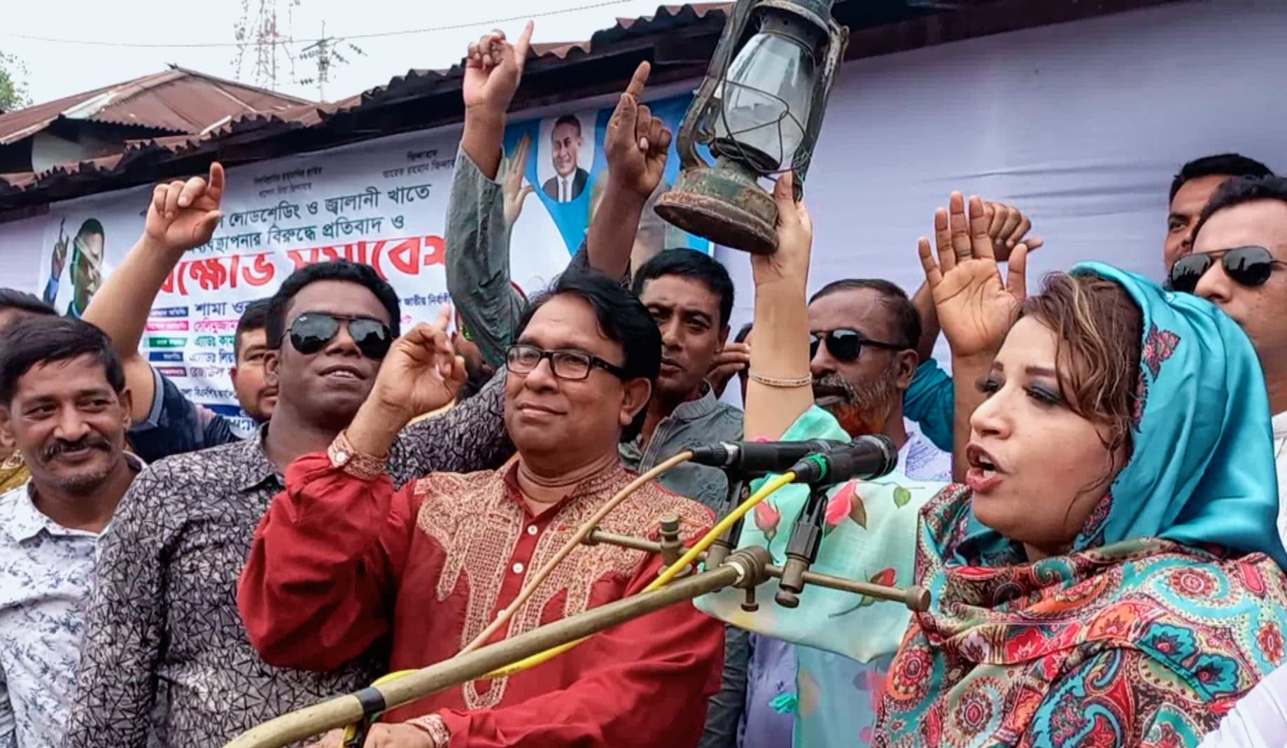 বর্তমান সরকার নানামুখী চাপে দিশেহারা হয়ে পড়েছেন :শামা ওবায়েদ