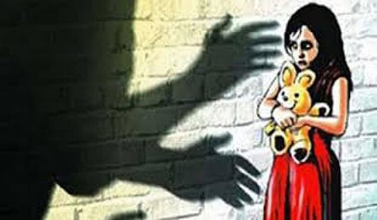 কলাপাড়ায় শিশু কন্যাকে শ্লীলতহানির অভিযোগে কিশোর গ্রেফতার