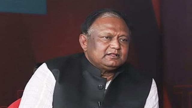 টিসিবির পণ্য নিয়ে অনিয়ম করলে কঠোর ব্যবস্থা: বাণিজ্যমন্ত্রী