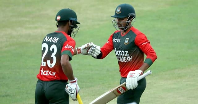 দুই ওপেনারকে হারিয়ে বিপদে বাংলাদেশ