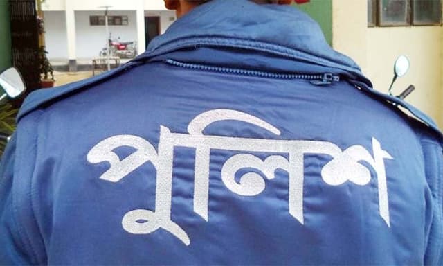 বাসের ধাক্কায় পুলিশের এএসআই নিহত