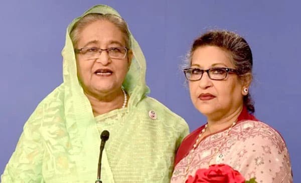 দেশ ছেড়েছেন শেখ হাসিনা, সঙ্গে আছেন রেহানাও