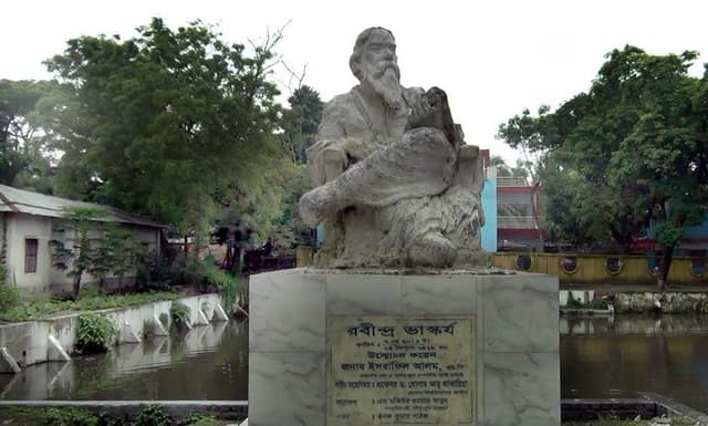 রবি ঠাকুরের প্রয়াণ দিবসে নেই আনুষ্ঠানিকতা !