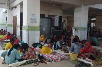 ডেঙ্গু পরিস্থিতি ভয়াবহ, ফাঁকা নেই হাসপাতালের বারান্দাও