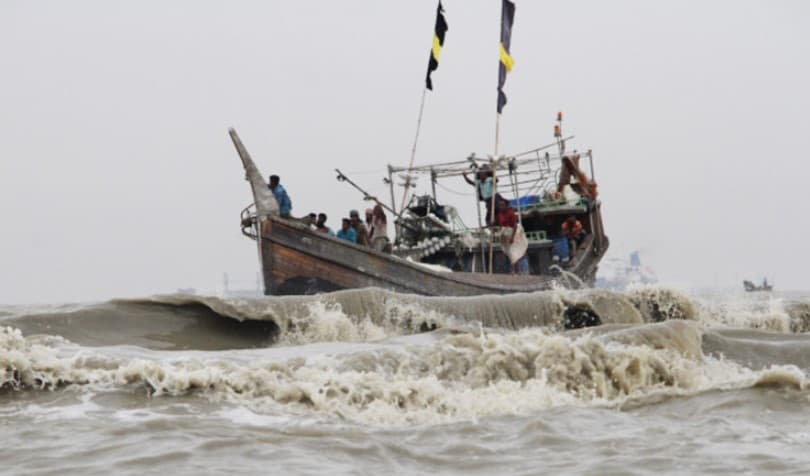 বঙ্গোপসাগরে মুক্তিপণের দাবিতে ৫০ জেলেকে অপহরণ