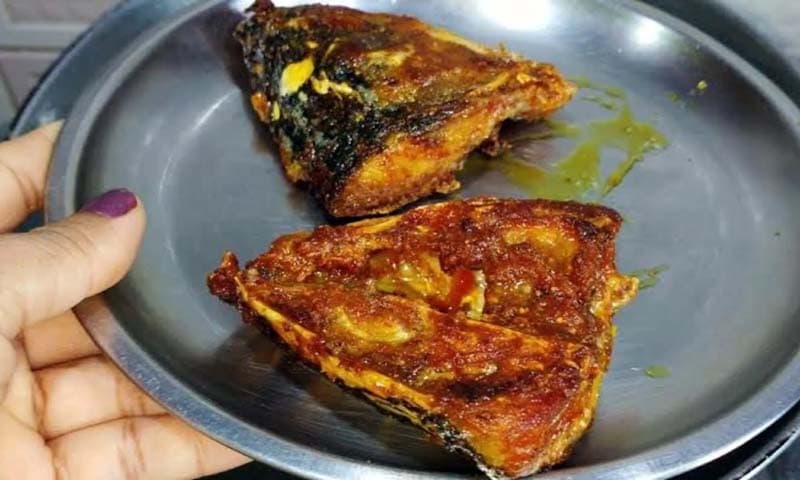 মাছের মাথা খেলে সত্যিই কি বুদ্ধি বাড়ে?