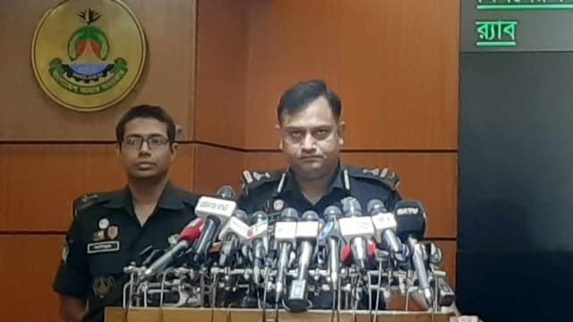 প্রকৃত অপরাধীদের শনাক্ত করতে না পারায় তদন্ত পেছাচ্ছে: র‍্যাব