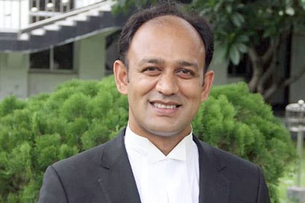 বহিষ্কারের পর মুখ খুললেন ব্যারিস্টার সুমন