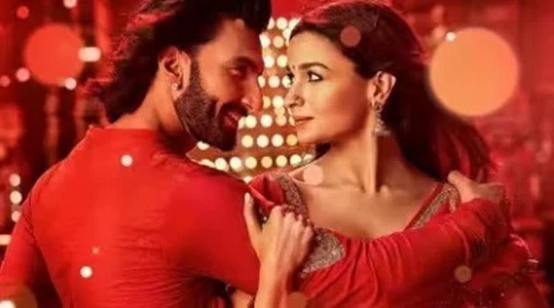 অনেক লাভ লেটার পাচ্ছেন রণবীর সিং