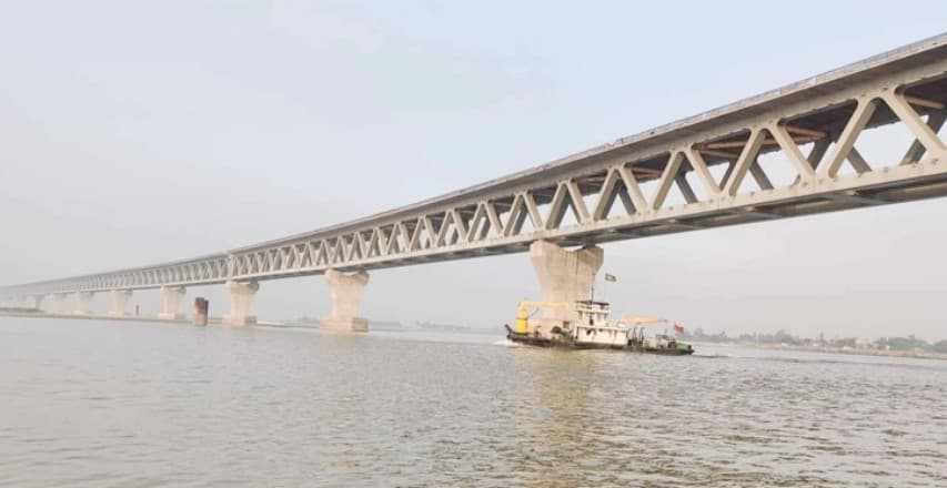 আবারও পদ্মা সেতুর পিলারে  ফেরির ধাক্কা