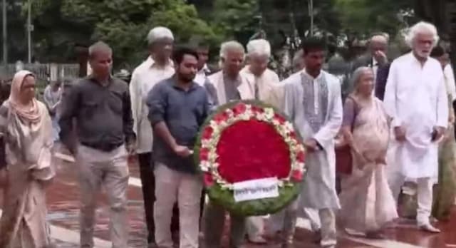 ভাষা শহীদদের প্রতি অন্তর্বর্তীকালীন সরকারের উপদেষ্টাদের শ্রদ্ধা