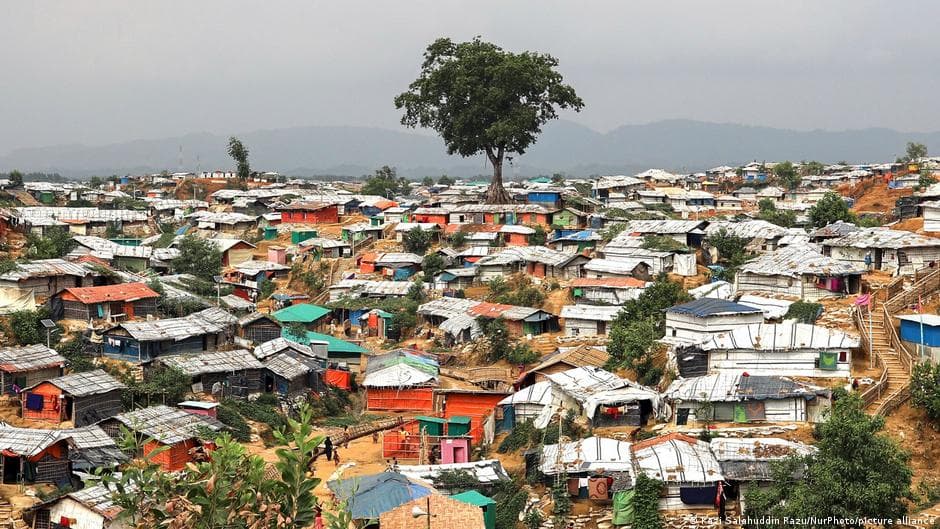 রোহিঙ্গা ক্যাম্পে ২ নেতাকে গুলি করে খুন