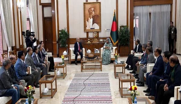 যেসব সাংবাদিকদের বহিষ্কারের দাবি জানালেন আন্দোলনকারীরা