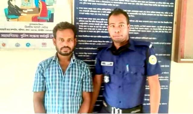 মঠবাড়িয়ায় ডাকাতি মামলার আসামী গ্রেপ্তার