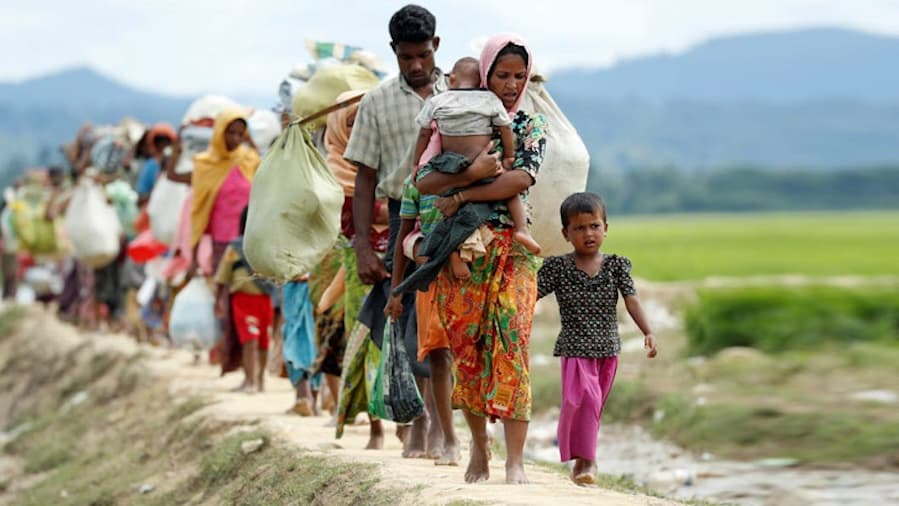 মিয়ানমারে রোহিঙ্গাদের ওপর ড্রোন হামলা, ‘নিহত ২০০’ এর অধিক