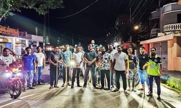 জনমনে আতঙ্ক দূর করতে শ্রীমঙ্গলে রাত জেগে পাহারা