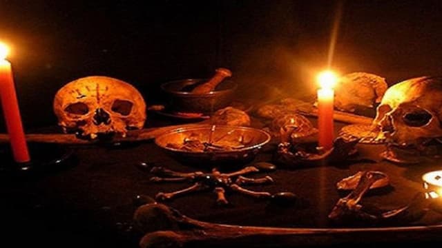 স্বপ্নে এসে বারবার ধর্ষণ! পুলিশের দ্বারস্থ নারী