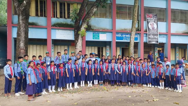হাকিমপুরে শাপলা কাব ও পিএস অ্যাওয়ার্ডের লিখিত ও সাঁতার মূল্যায়ন অনুষ্ঠিত