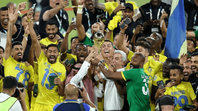 সৌদিতে প্রথম শিরোপা জিতলেন ক্রিশ্চিয়ানো